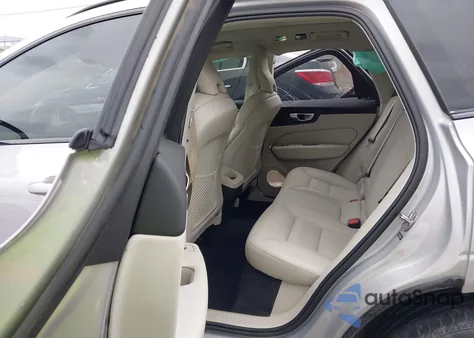 2023 Volvo Xc60 B5 Plus Dark Theme из США, поврежденный, VIN YV4L12DW4P1312425